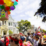 640px Bay to Breakers 2011 Up Yak and Yeti Movers