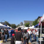 640px Pleasanton Farmers Market 2266 Yak and Yeti Movers